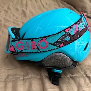 Giro ski helmet and goggles